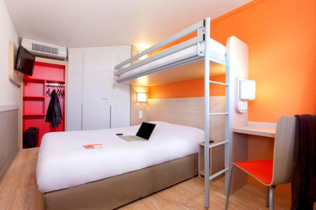 Triple Room One Double Bed One Single Bed