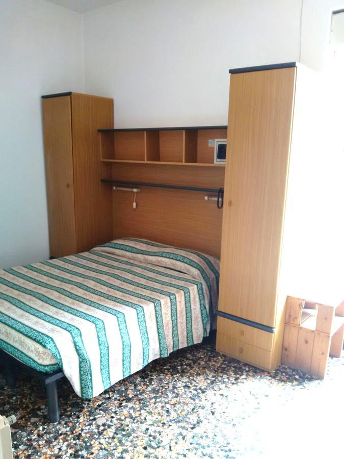 Standard Double Room,526041015:JPEG