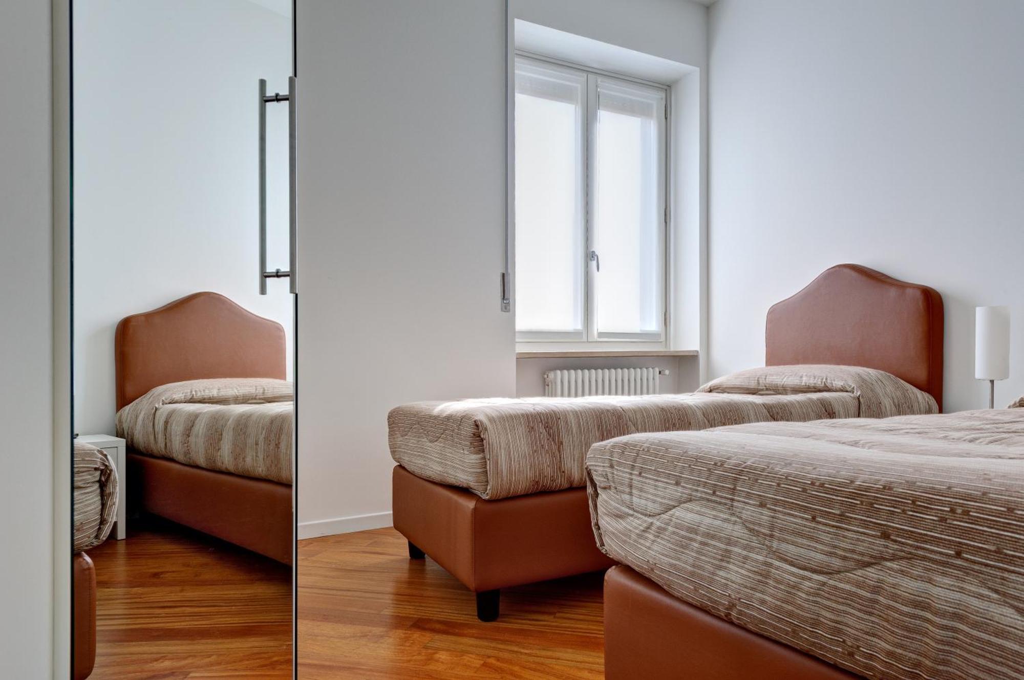 One-Bedroom Apartment,526084821:JPEG