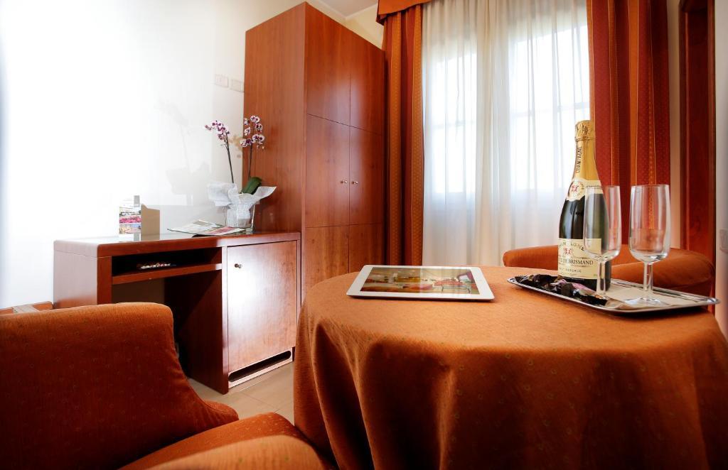 Junior Suite,256279977:JPEG