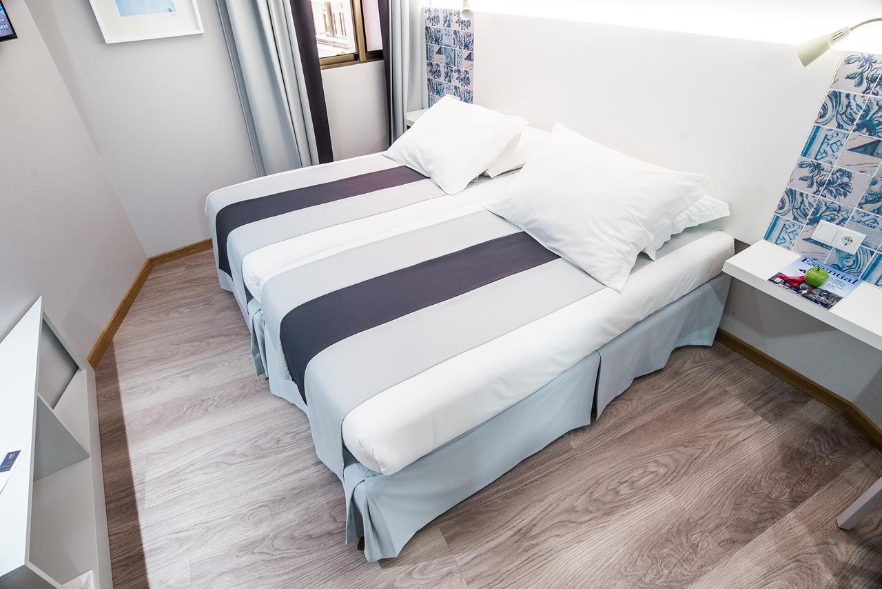 Small Single Room,1215926509:JPEG