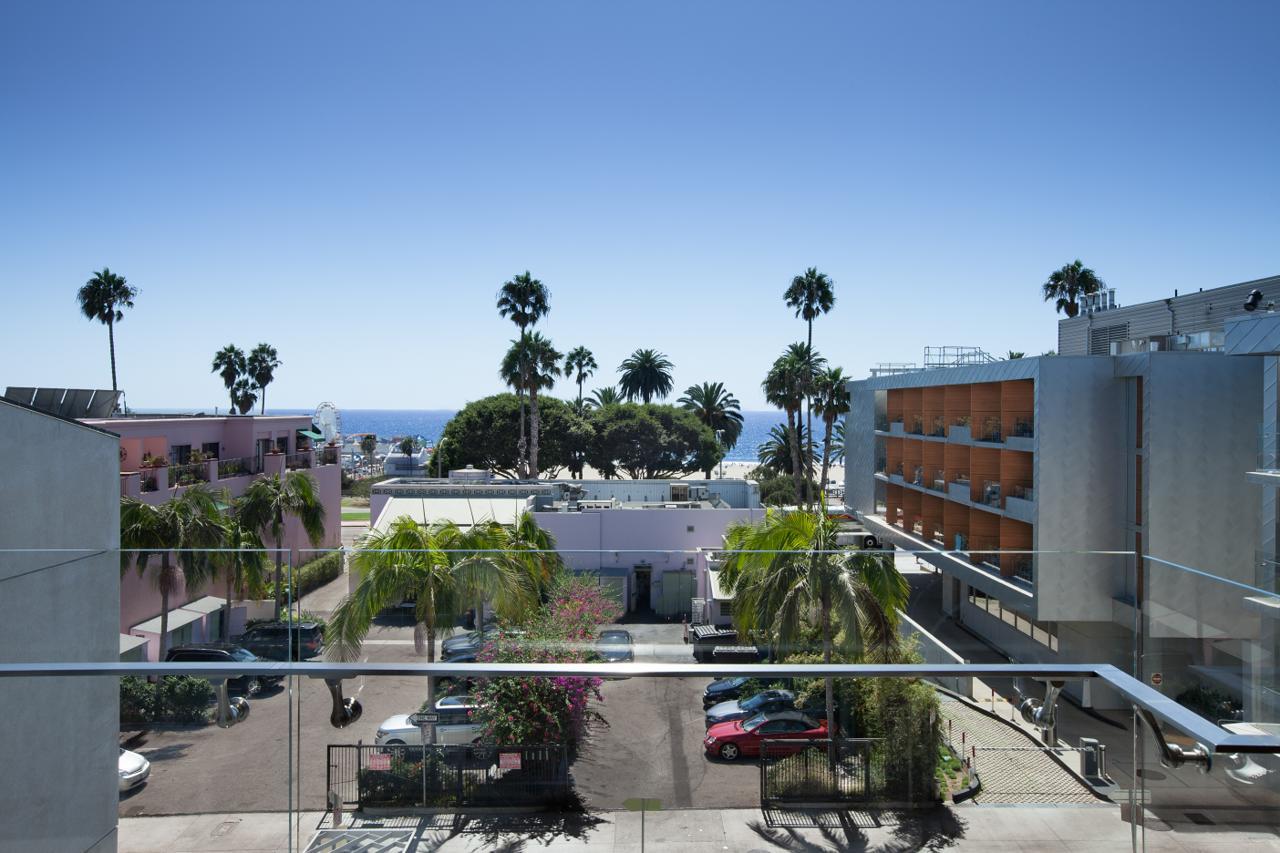 Partial Ocean View with Two Double Beds,1631559186:JPEG