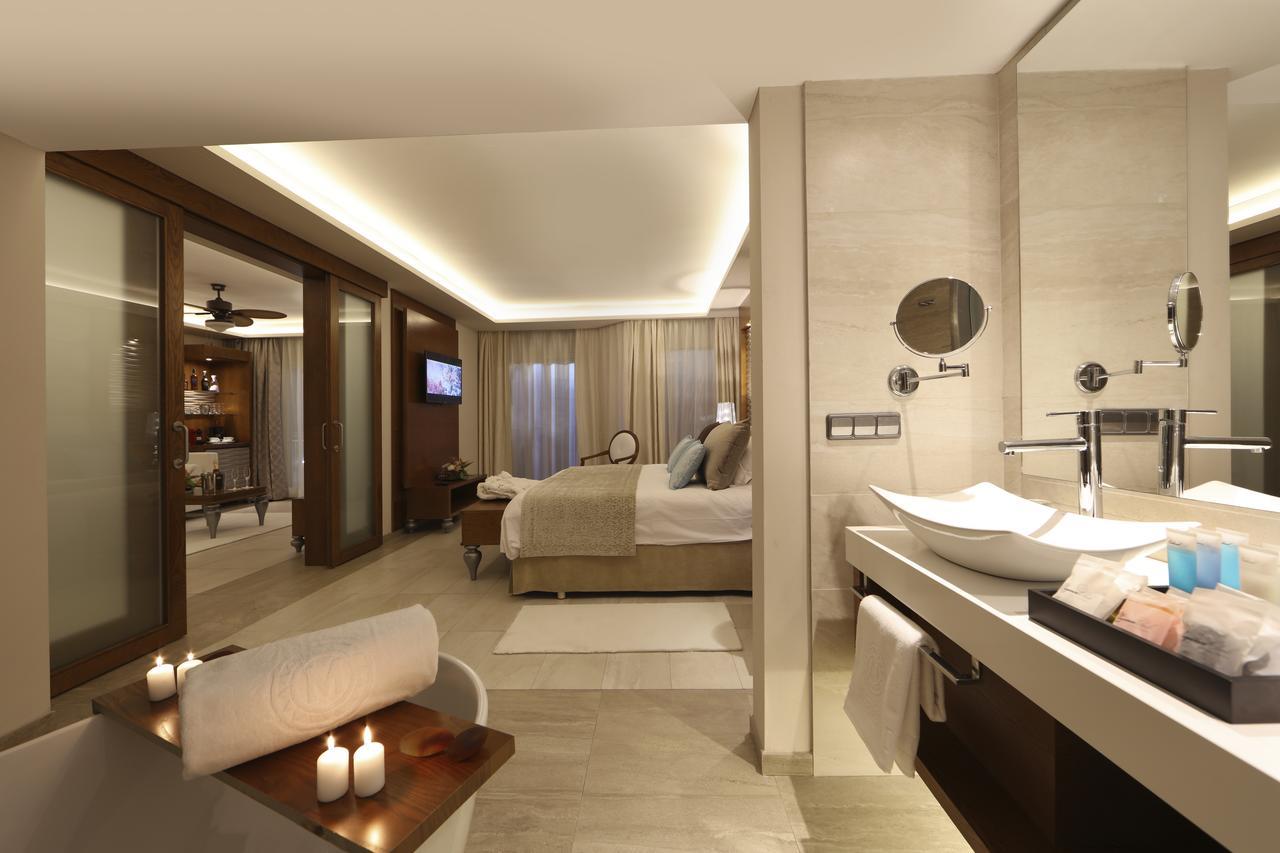 Mirage Club Ocean View Suite (Outdoor Jacuzzi) Adults Only, 18+ - Free WiFi