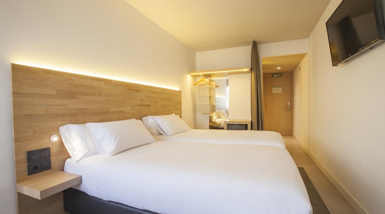 Superior Double or Twin Room,535706517:JPEG