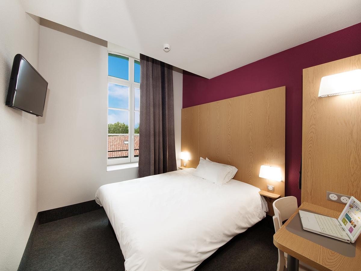 Twin Room,535751292:JPEG