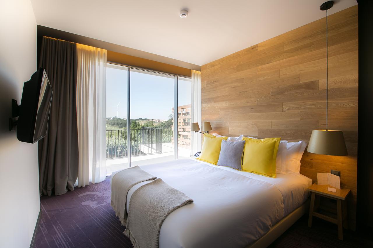 Deluxe Queen Suite Balcony
