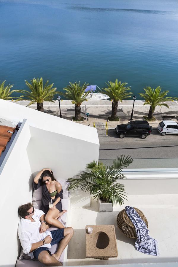 Master Suite Hot Tub Sea View