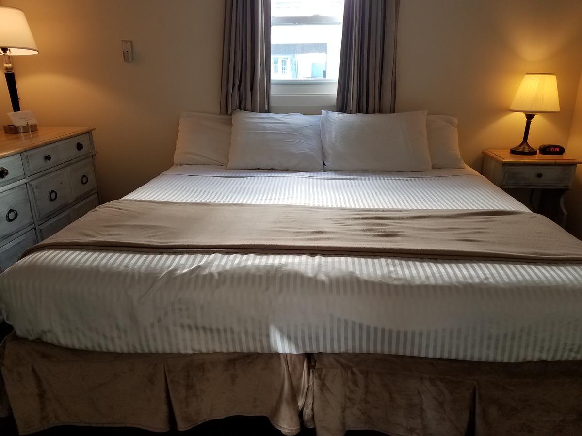 King Room Futon
