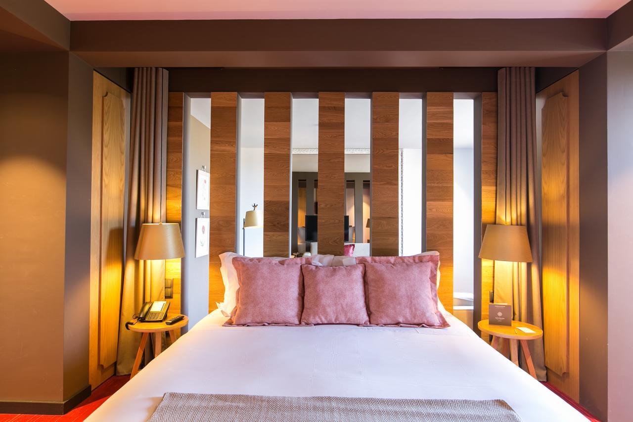 Deluxe Queen Suite Balcony