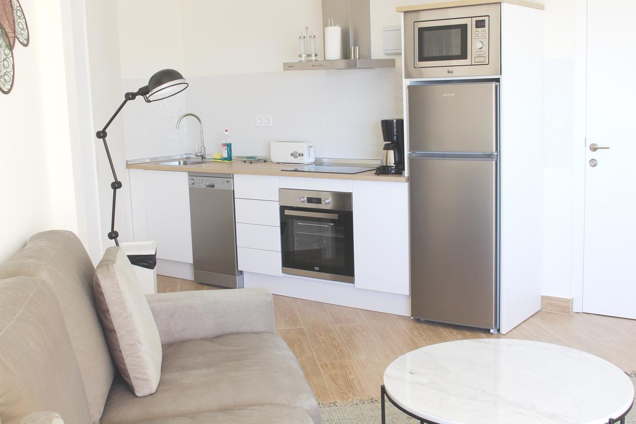 One Bedroom Apartment Sea View