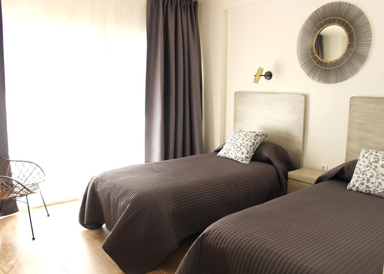 One Bedroom Apartment Sea View