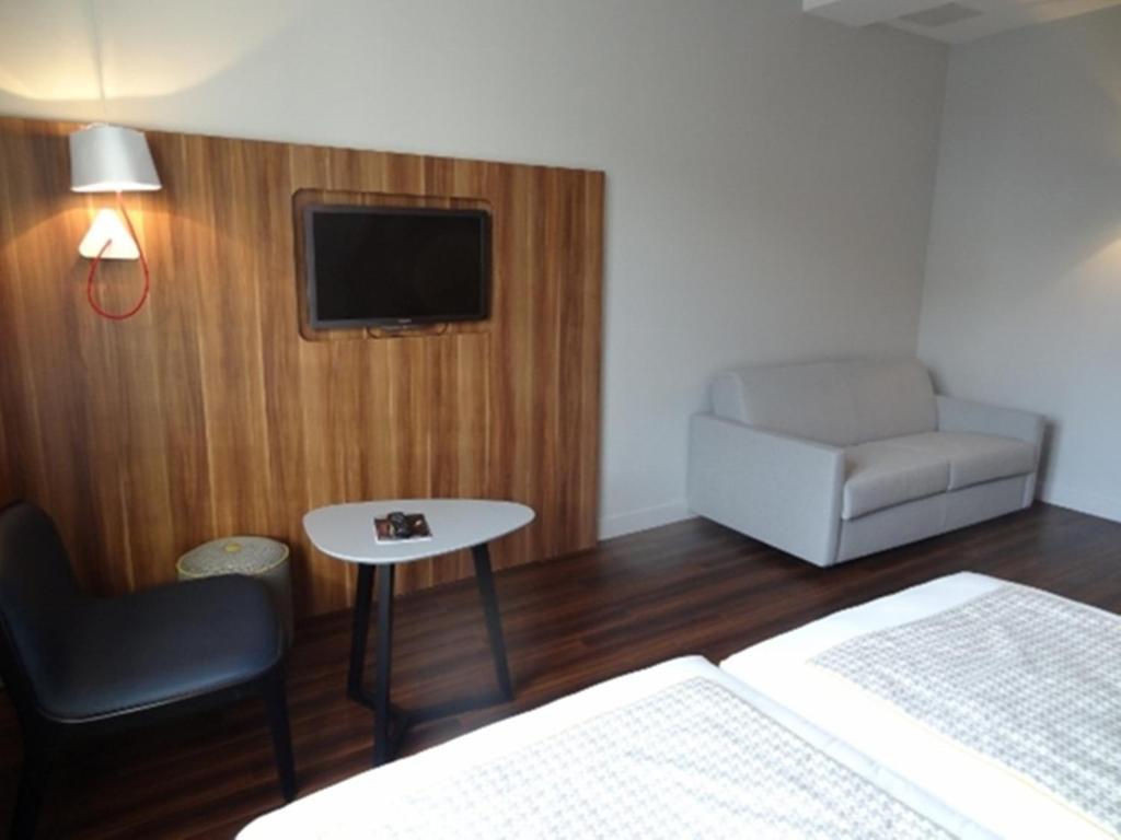 Privilege Triple Room,1651743588:JPEG