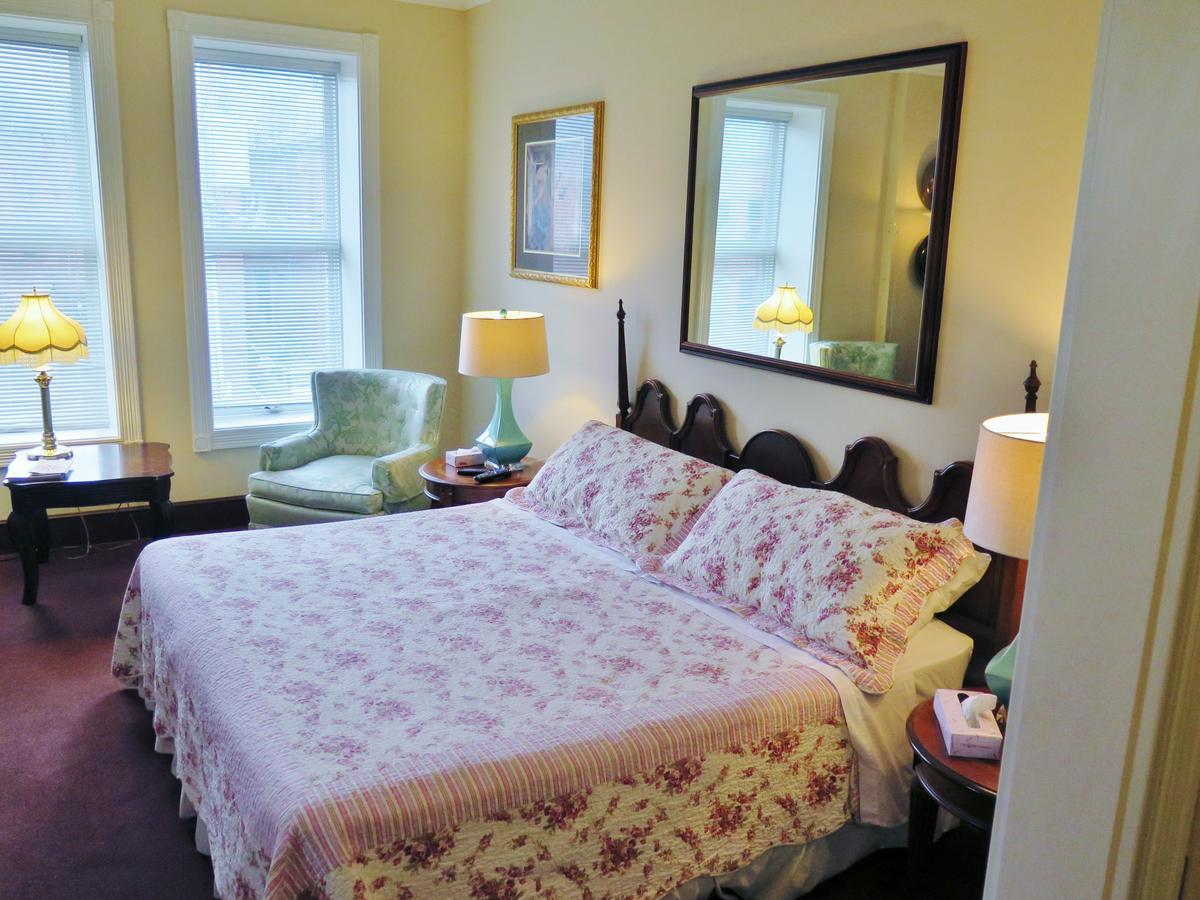 Mini Suite