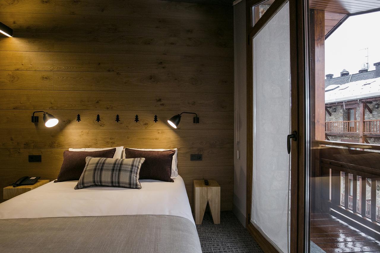 Double Room,537264105:JPEG