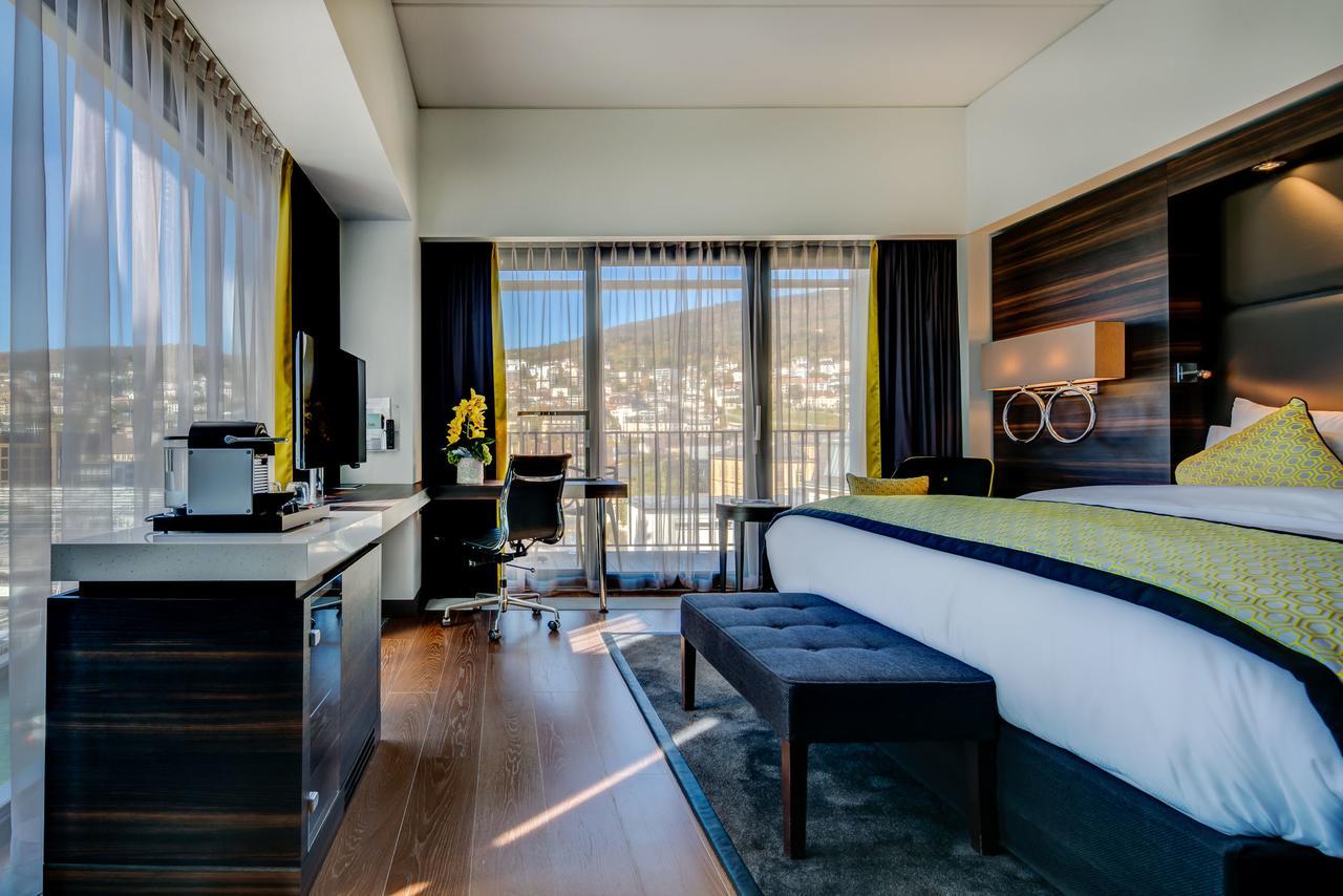 Chambre Exécutive avec Balcon - Vue sur Ville