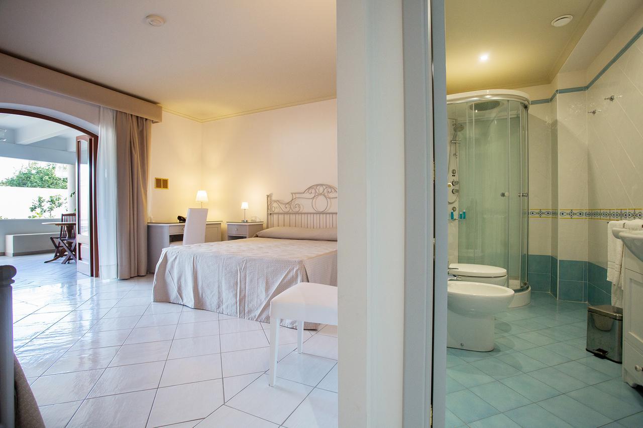 Standard Triple Room,537332841:JPEG