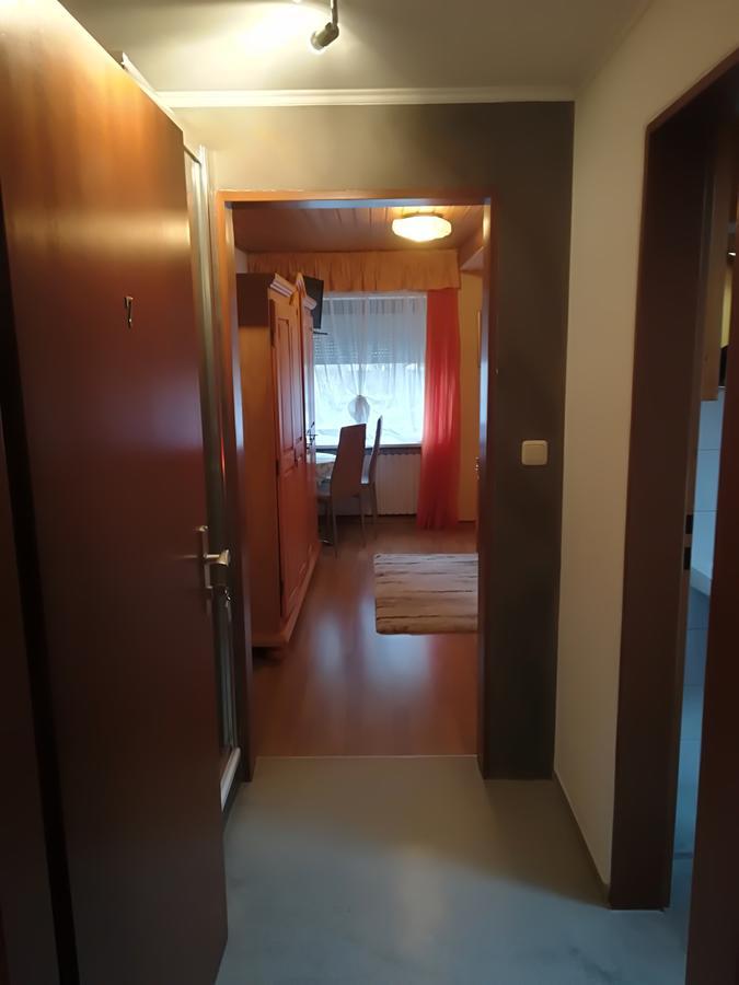 Deluxe Double Room Shower