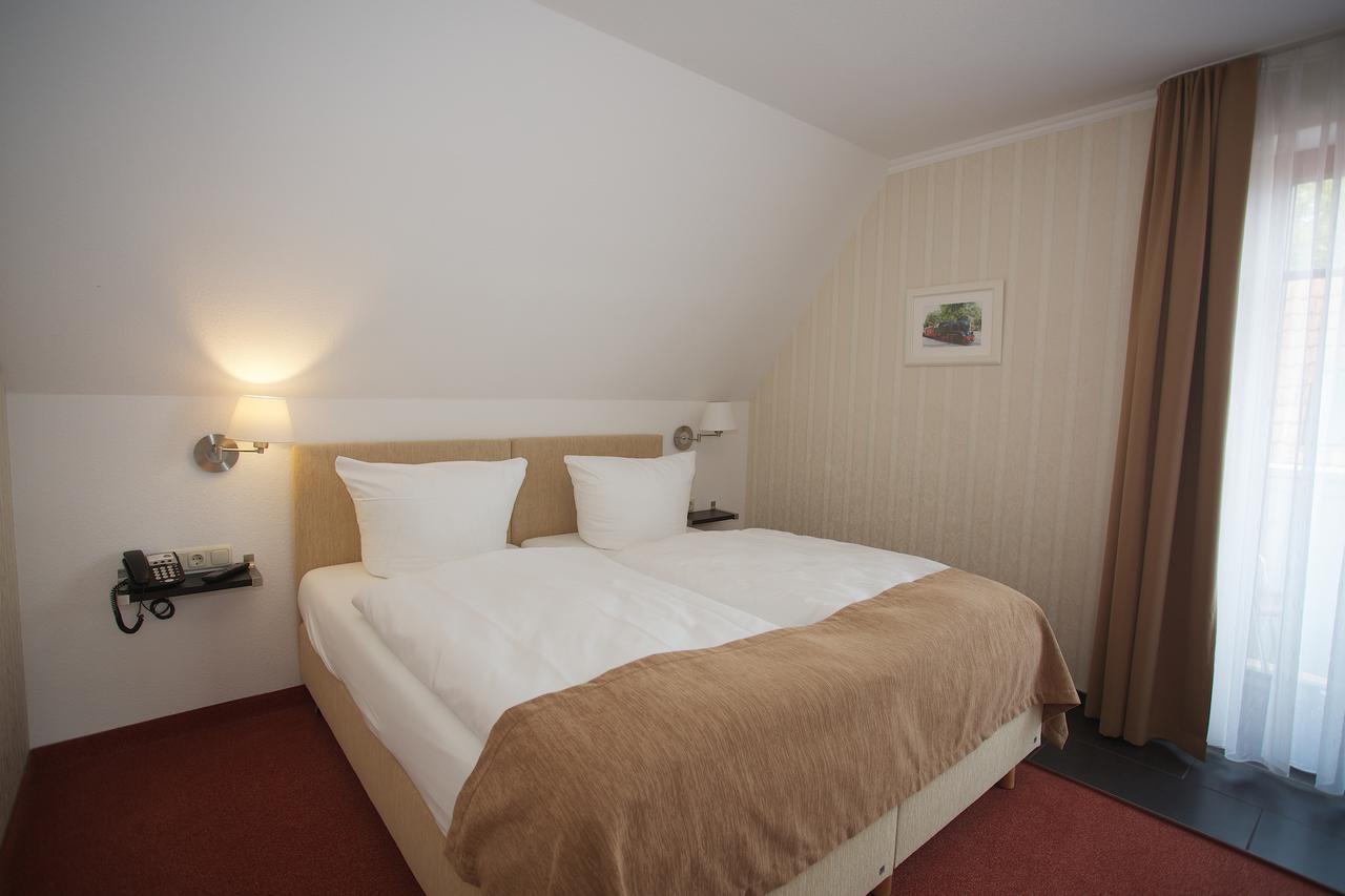 Quadruple Room,11439362:JPEG