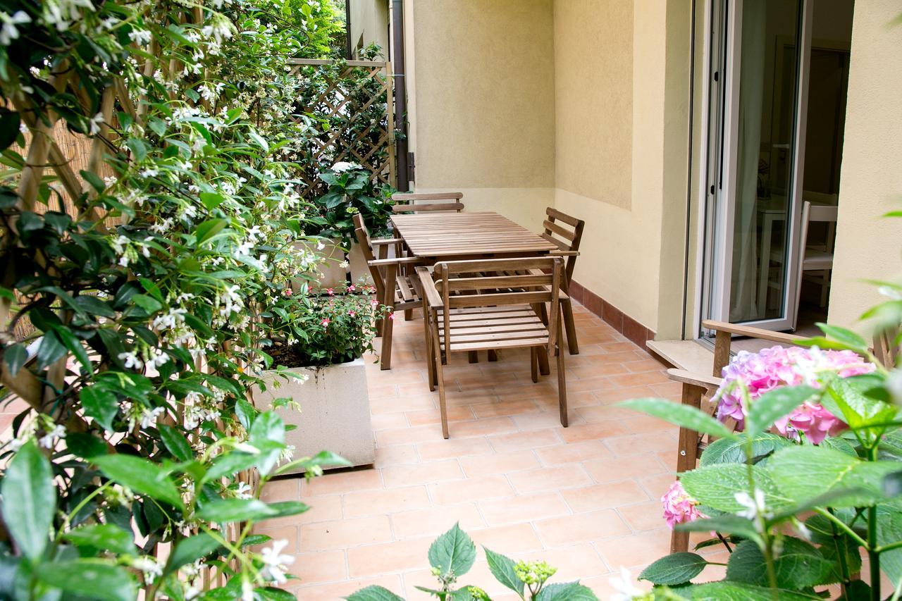 One-Bedroom Apartment Private Patio Ground Floor