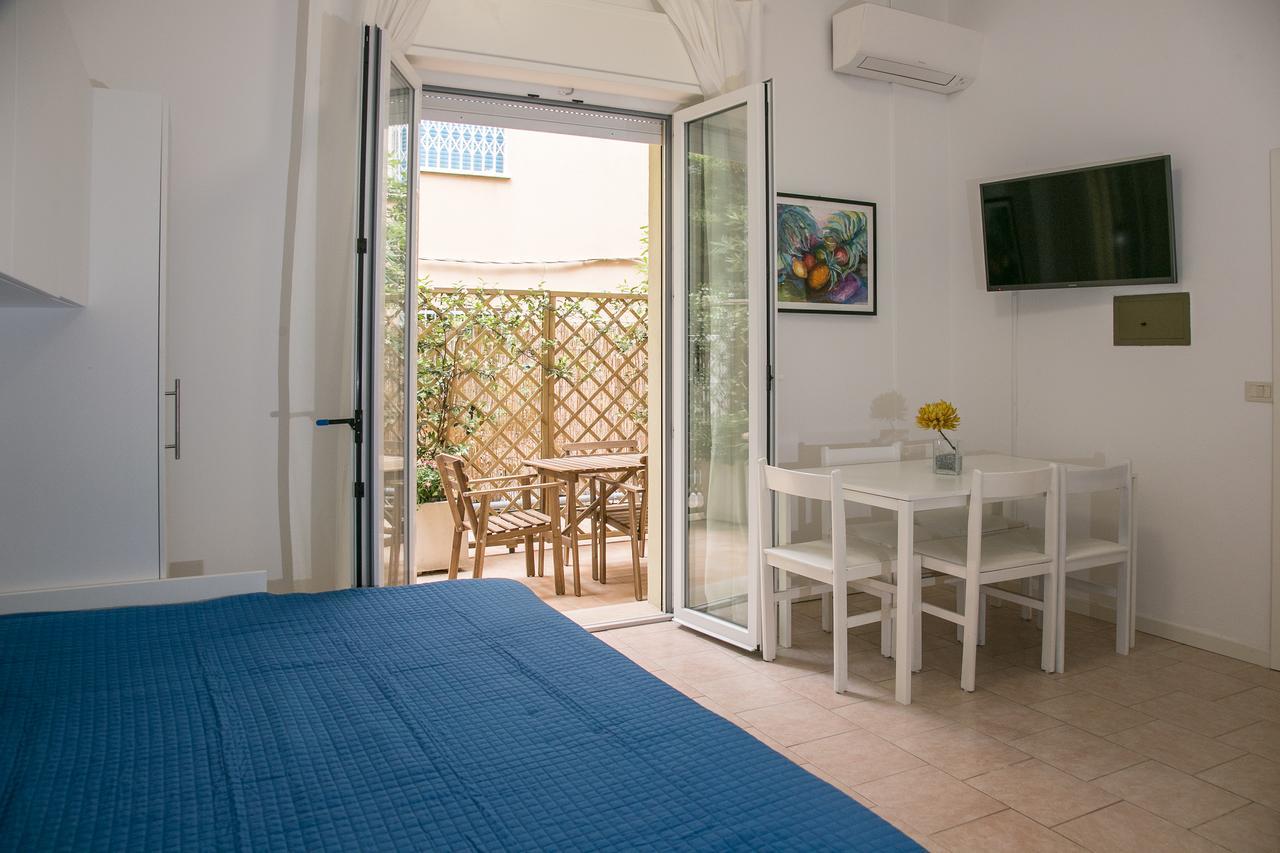 One-Bedroom Apartment Private Patio Ground Floor