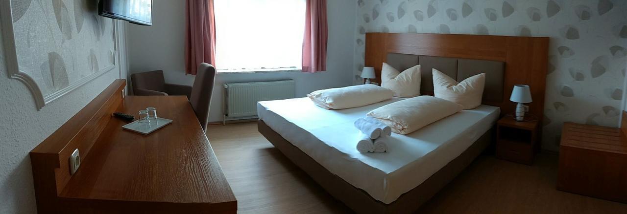 Double Room,537692202:JPEG