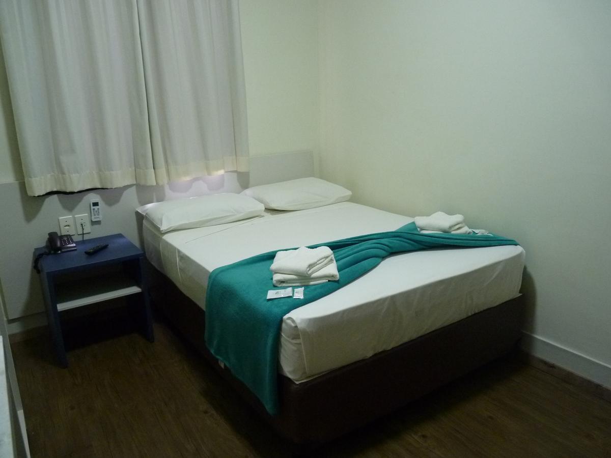 Quarto Duplo