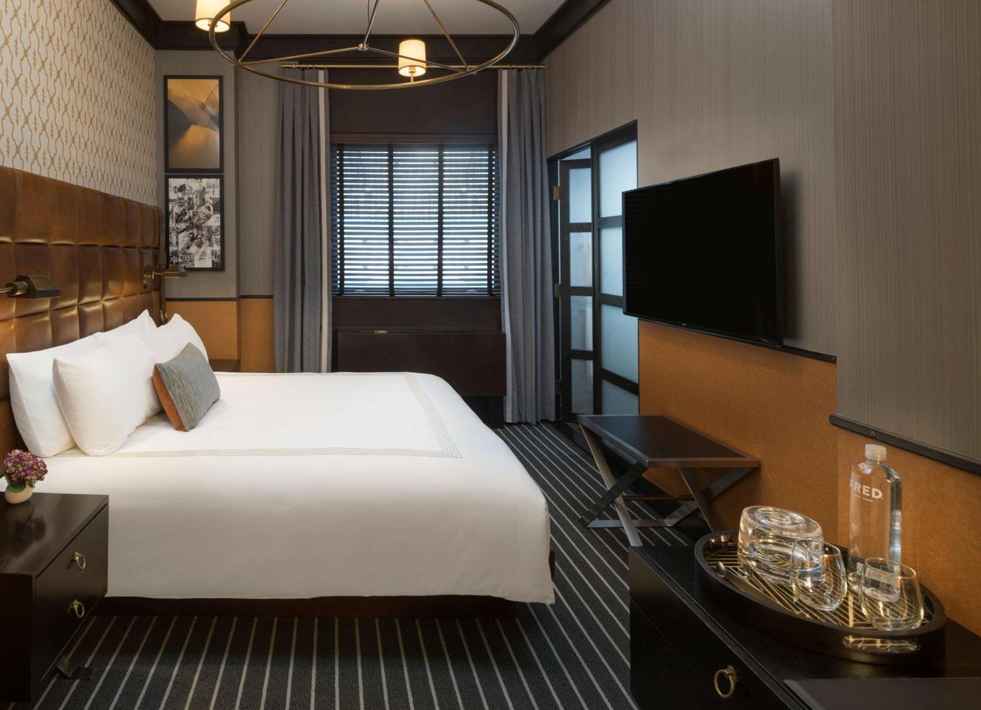 King Room with Accessible Tub - Disability Access,1626352952:JPEG