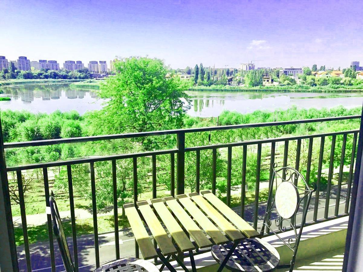 Deluxe Double Room Balcony Lake View,543245319:JPEG