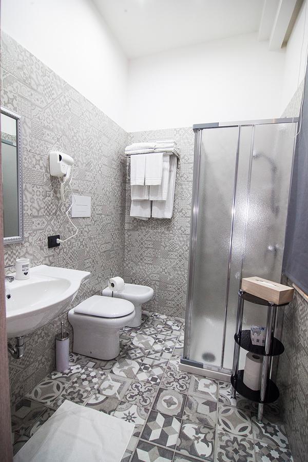 Triple Room,543368142:JPEG
