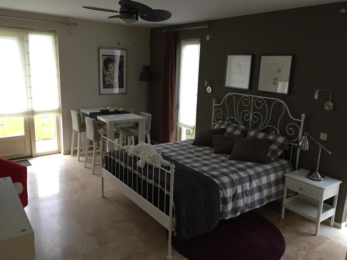 Deluxe Room,544023081:JPEG