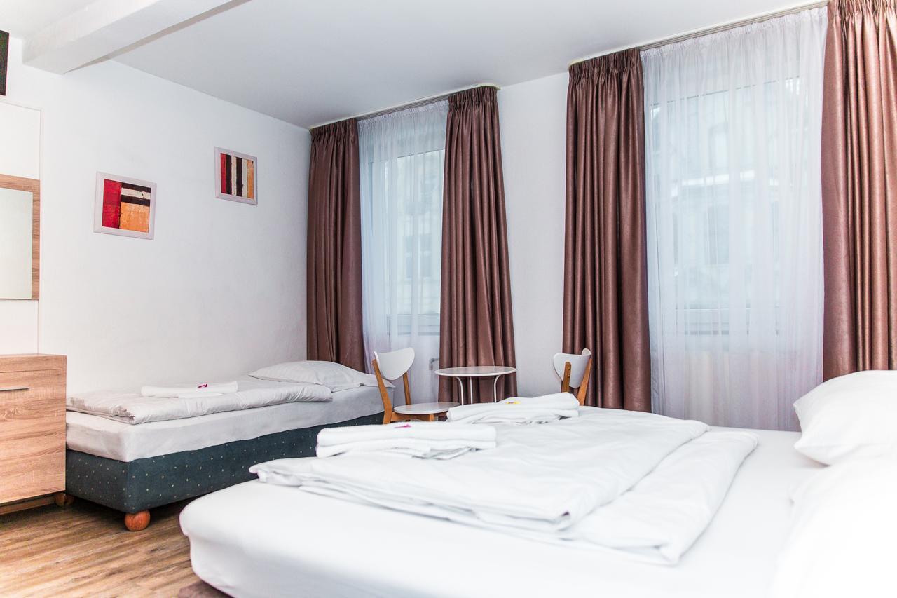 Triple Room,727435600:JPEG