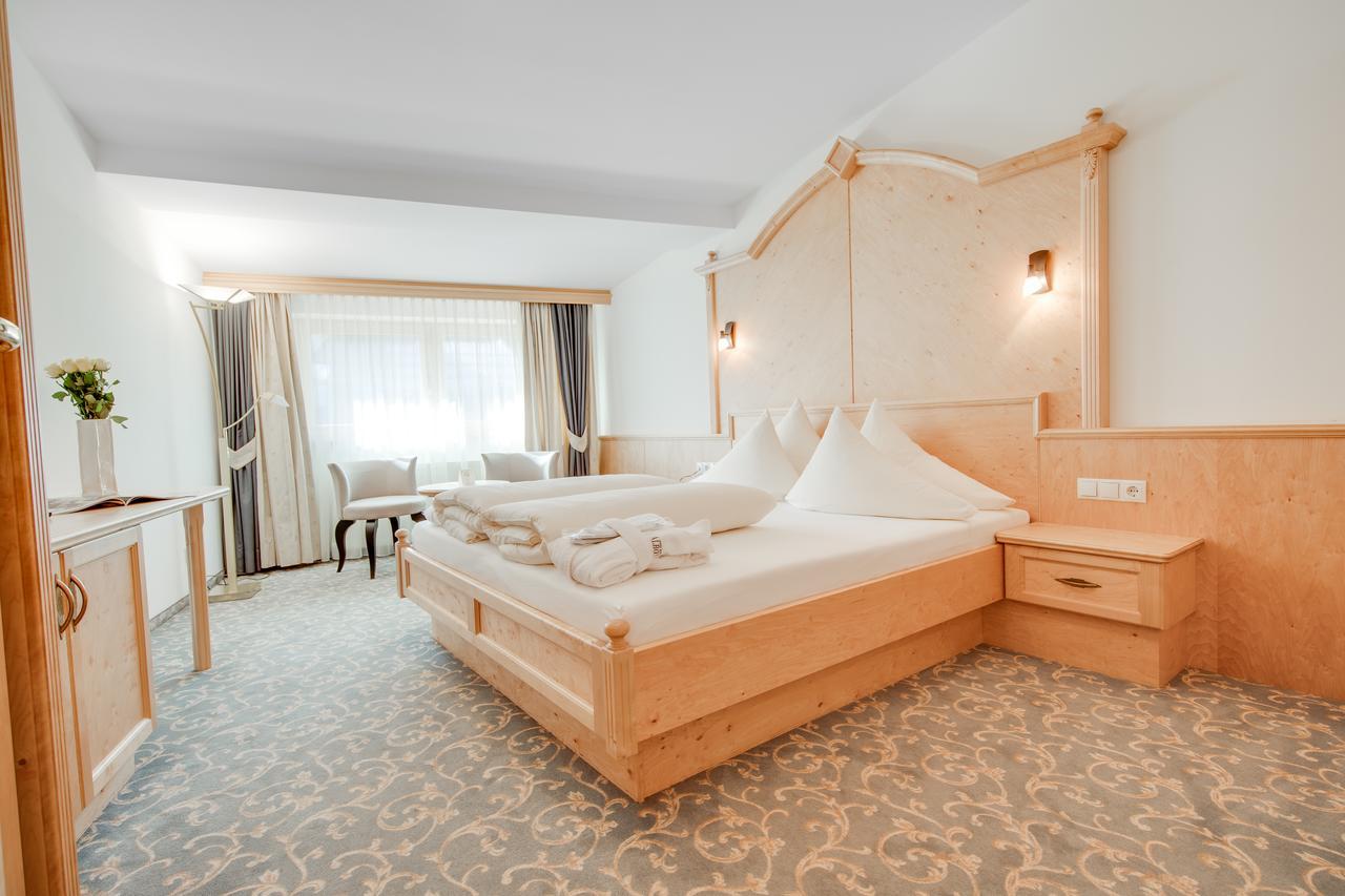 Two-Bedroom Suite,544723284:JPEG