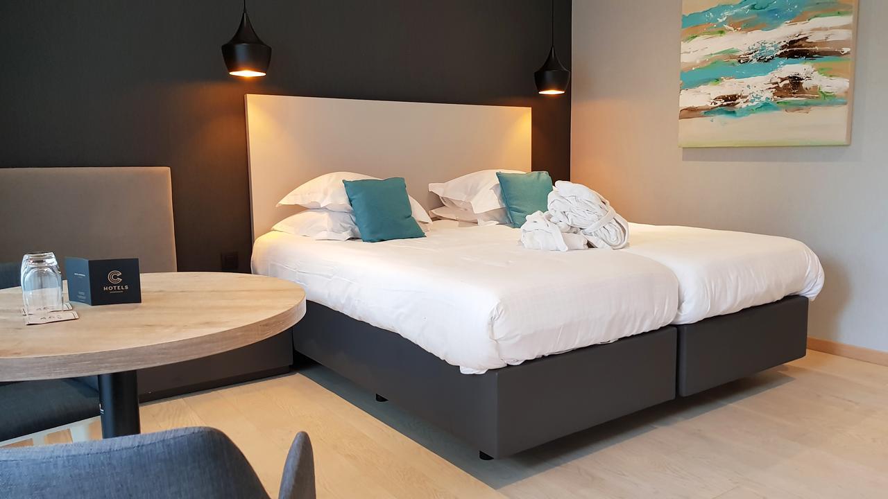 Comfort Twin Room - No Sea View.,666594864:JPEG