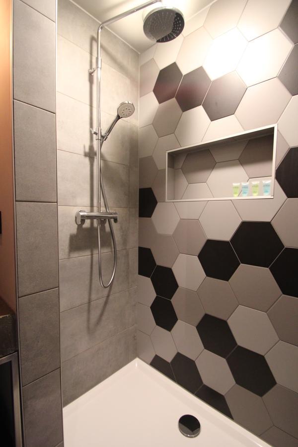 Deluxe Double Room Bath