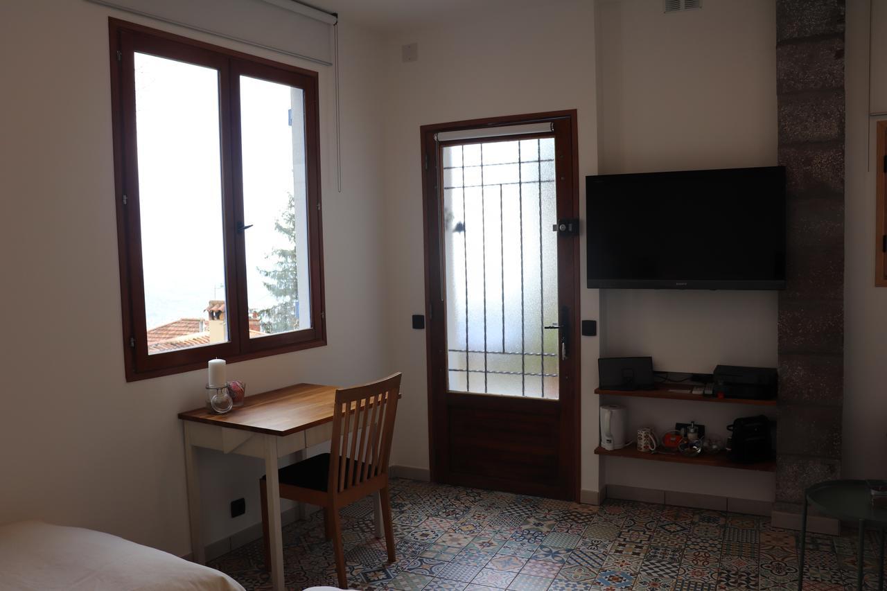 Cottage Panoramic Views