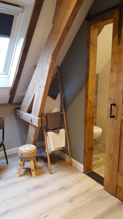 Double Room Private Bathroom