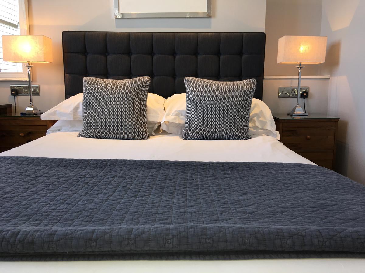 Small King Room Sea View