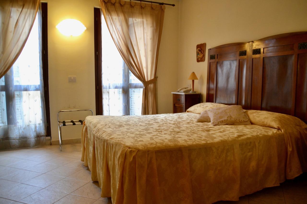 Superior Double Room,547126482:JPEG
