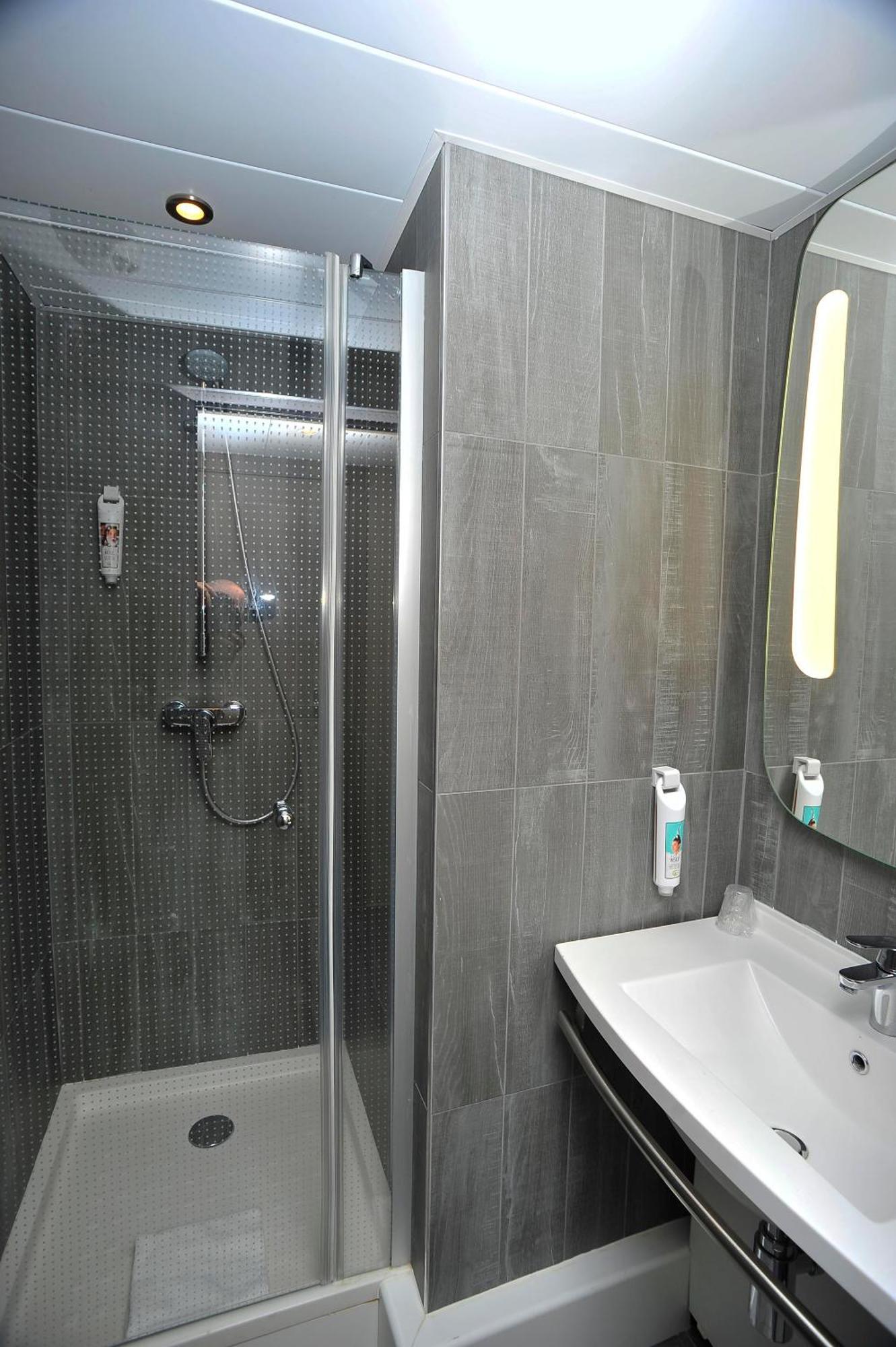 Double Room,1273745749:JPEG