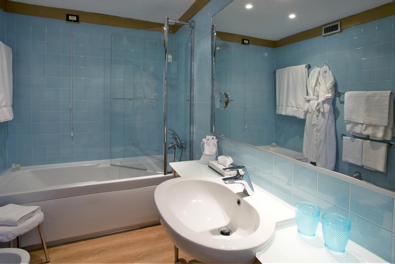 Deluxe Double Room with Bath