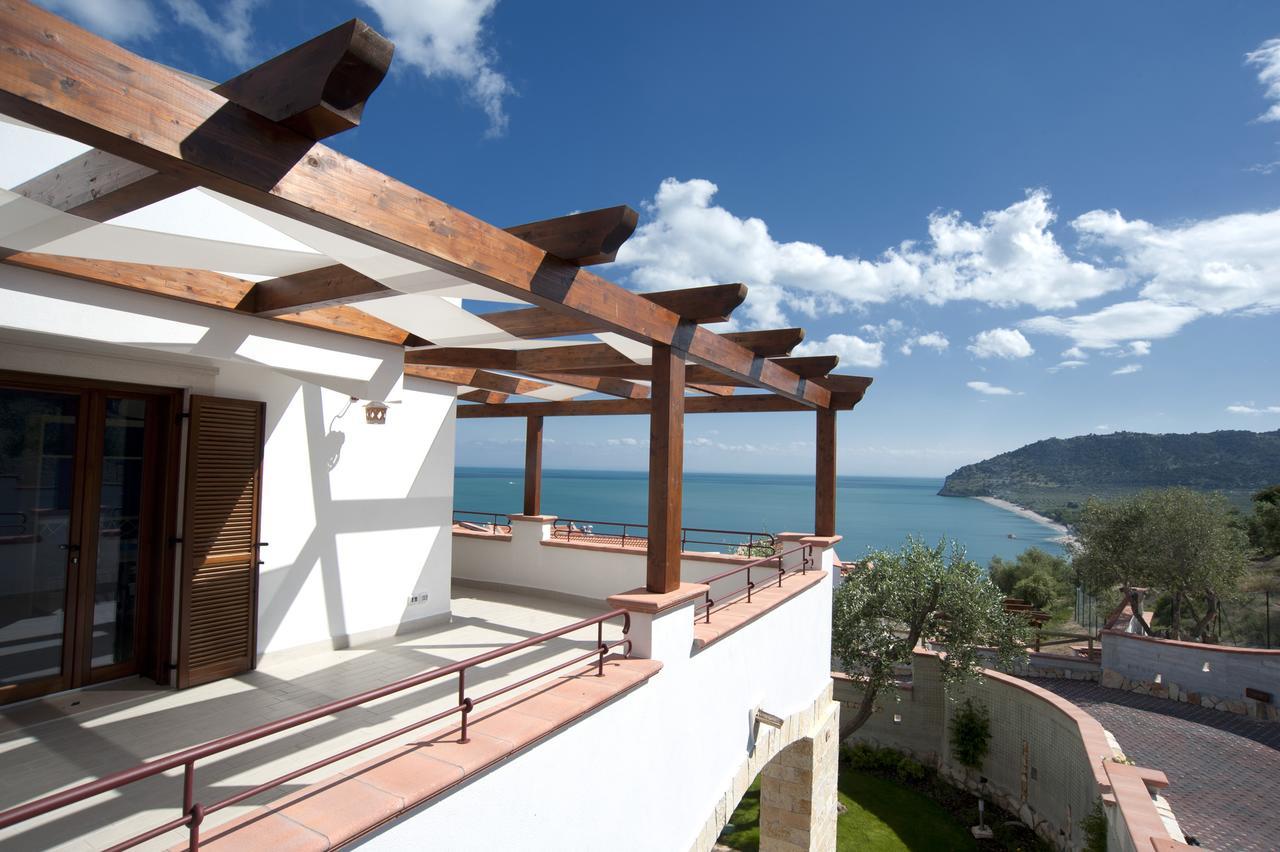 Two-Bedroom Apartment Sea View