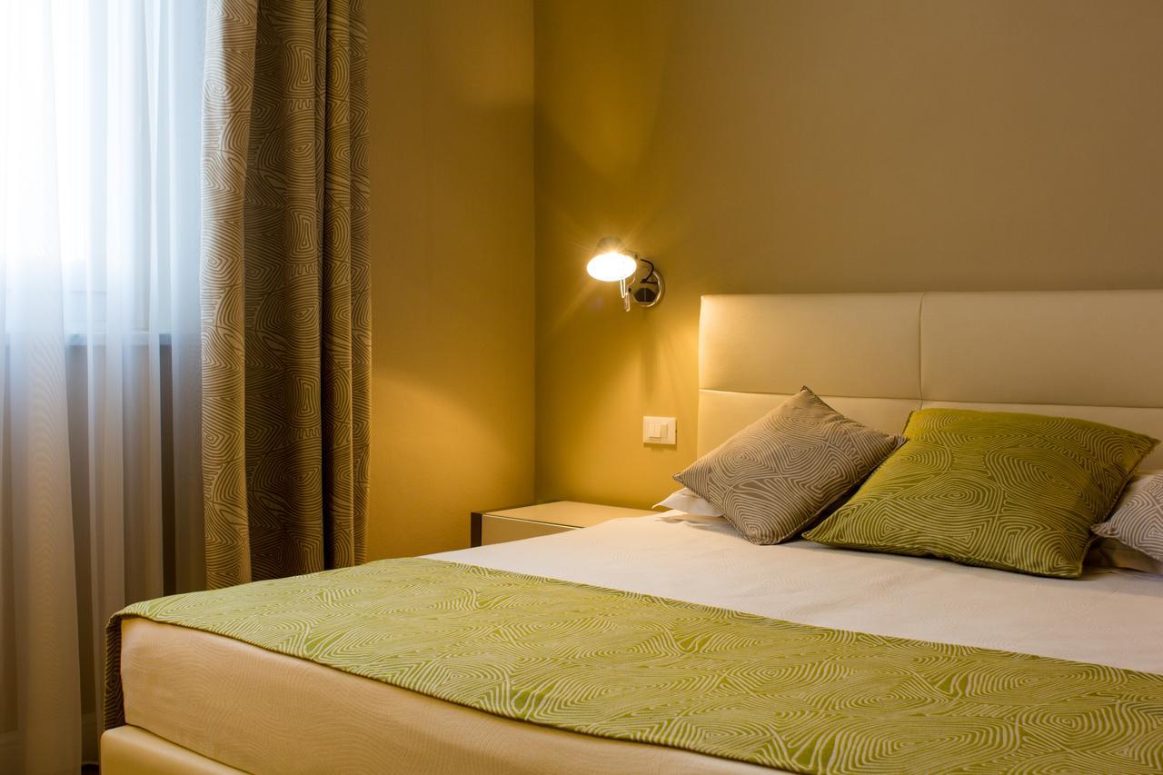 Superior Double Room with Sea View,551407347:JPEG