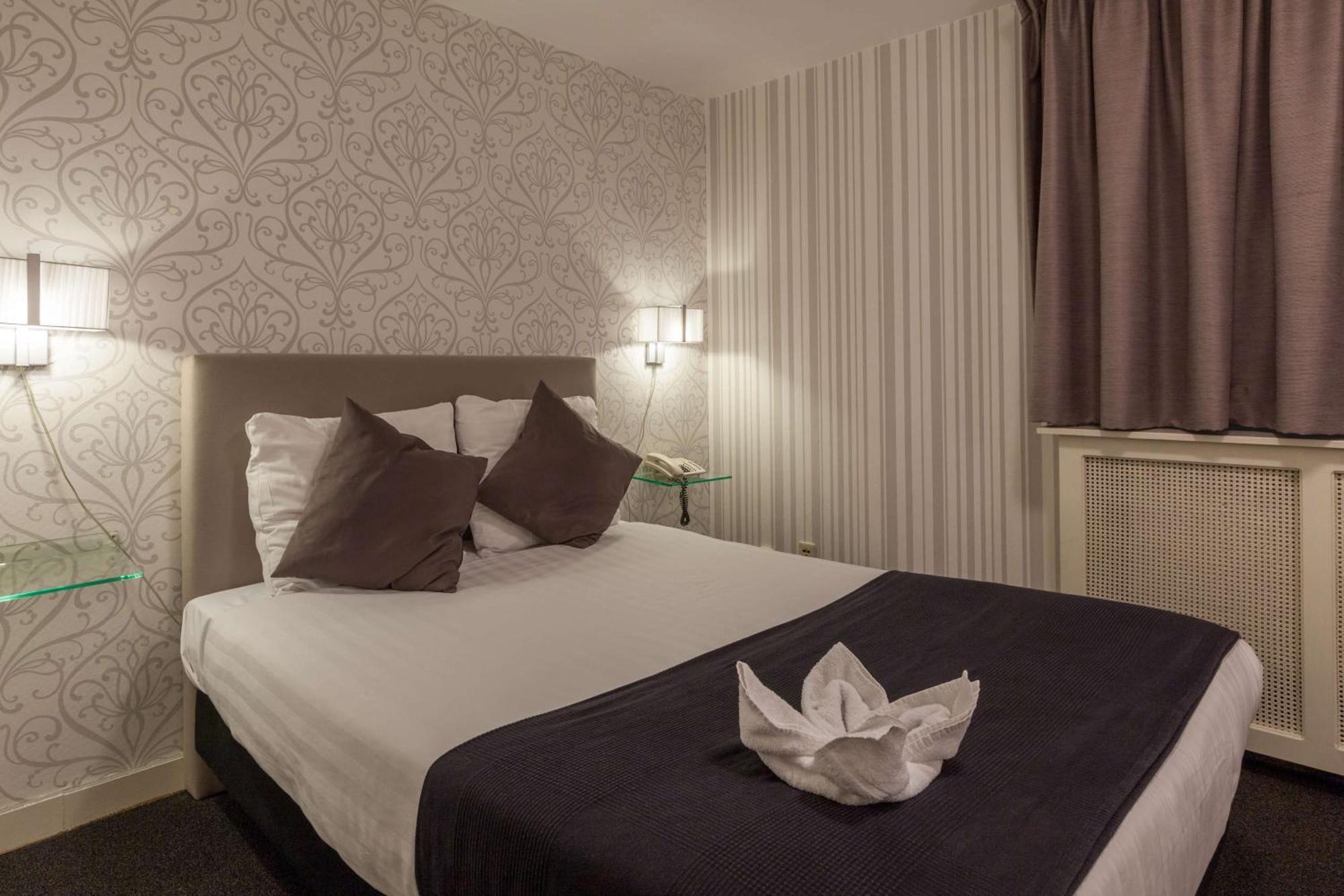 Queen Room,556257798:JPEG
