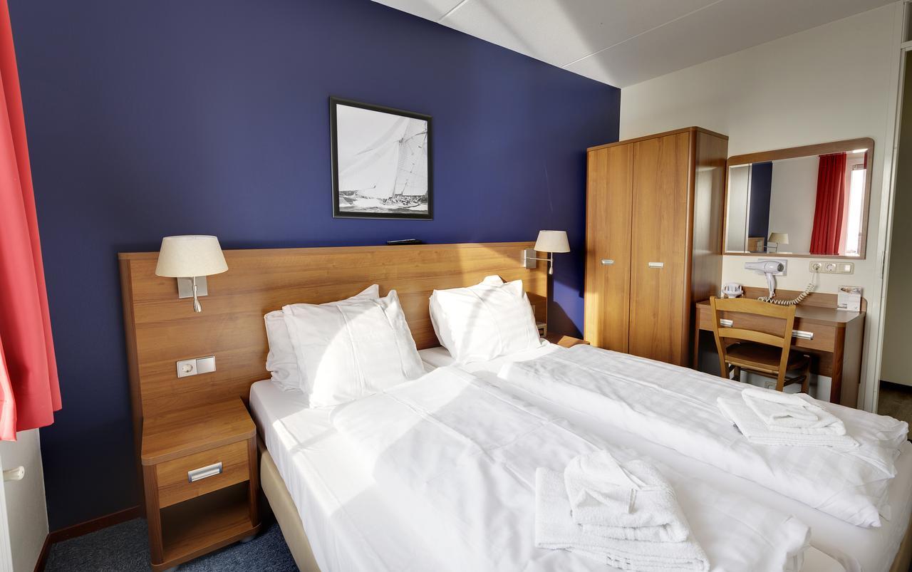 Waterfront Suite VIP