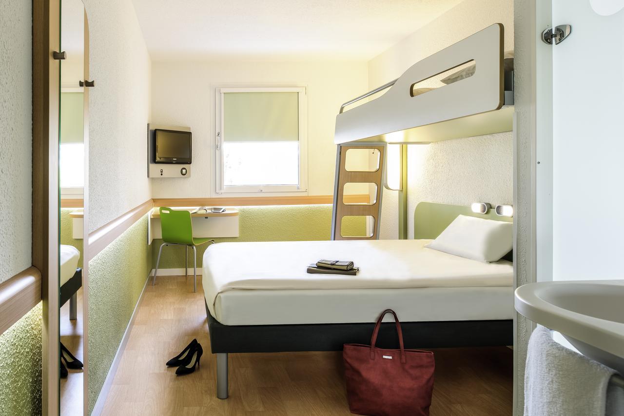 Standard Double or Twin Room,564297345:JPEG