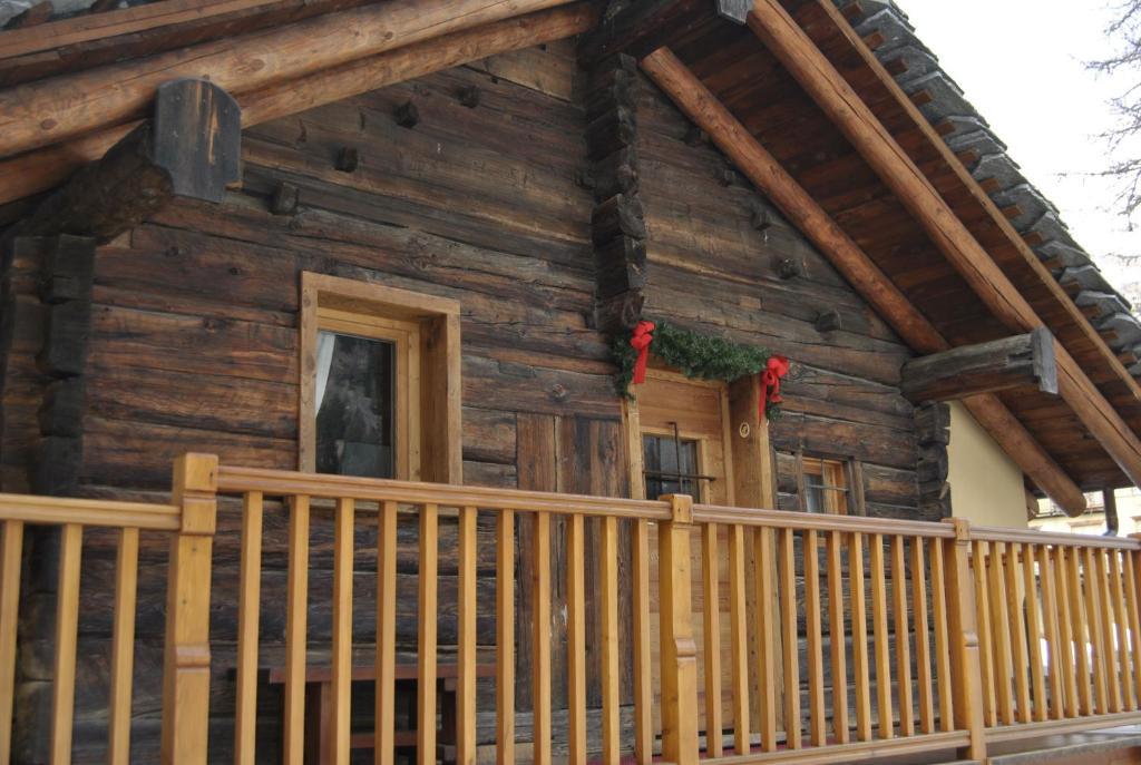 One-Bedroom Chalet Separate Building