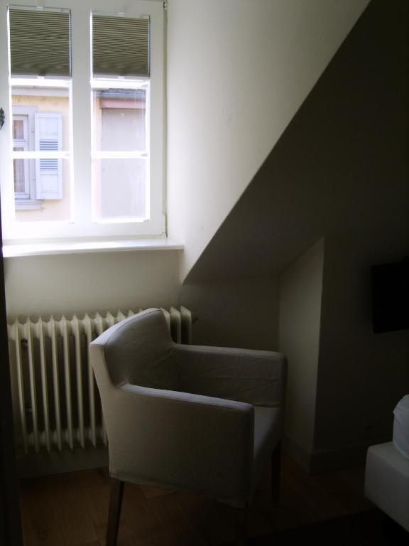 Small Single Room