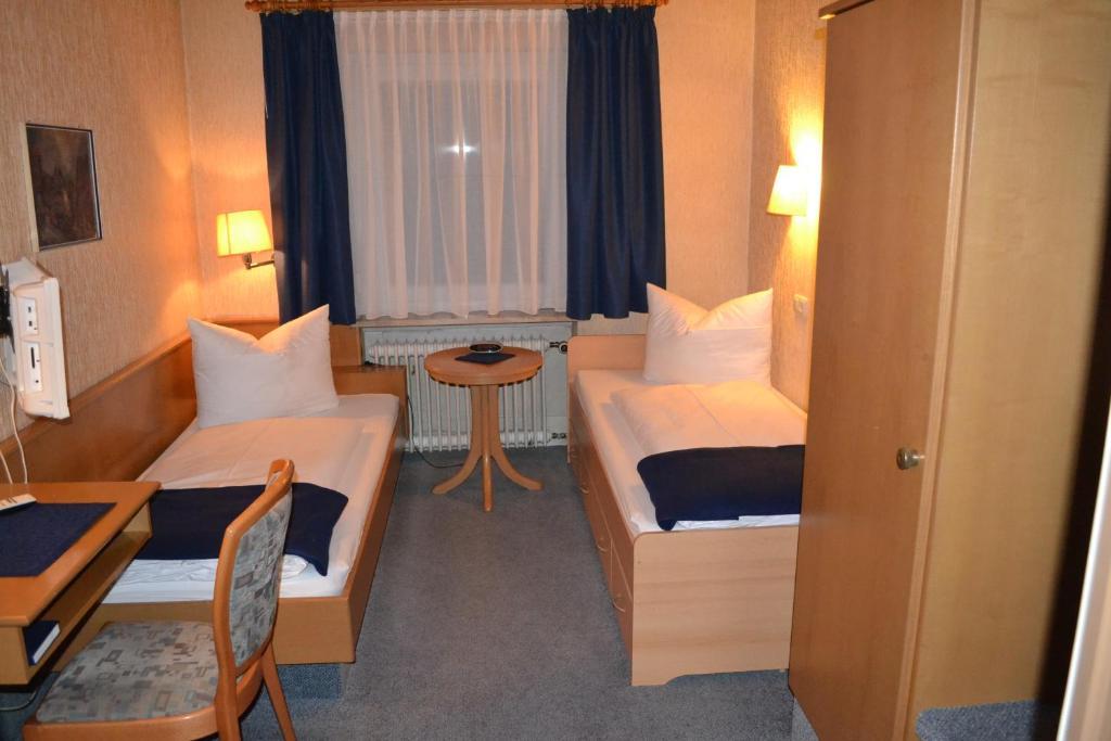 Small Twin Room
