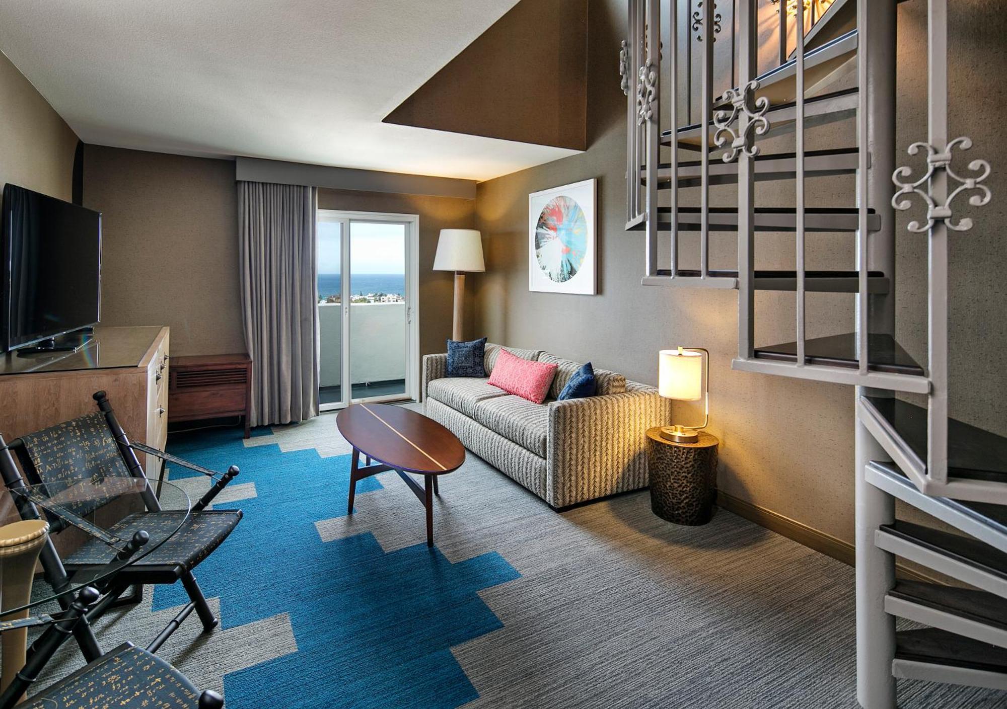 King Suite Loft