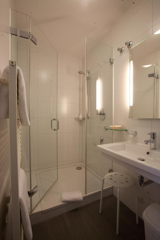Double Room,152962396:JPEG